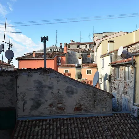 Apartment Seaside Charm In Rovinj